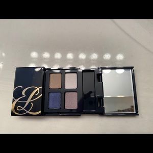 Estée Lauder eyeshadow palette